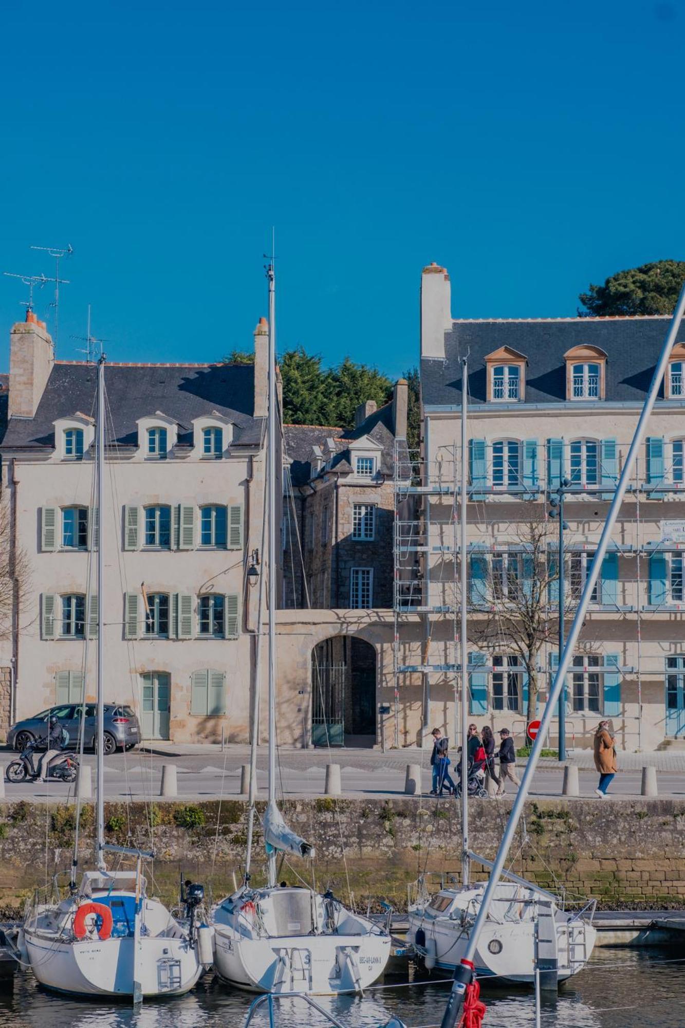 Sur Le Port De Apartment